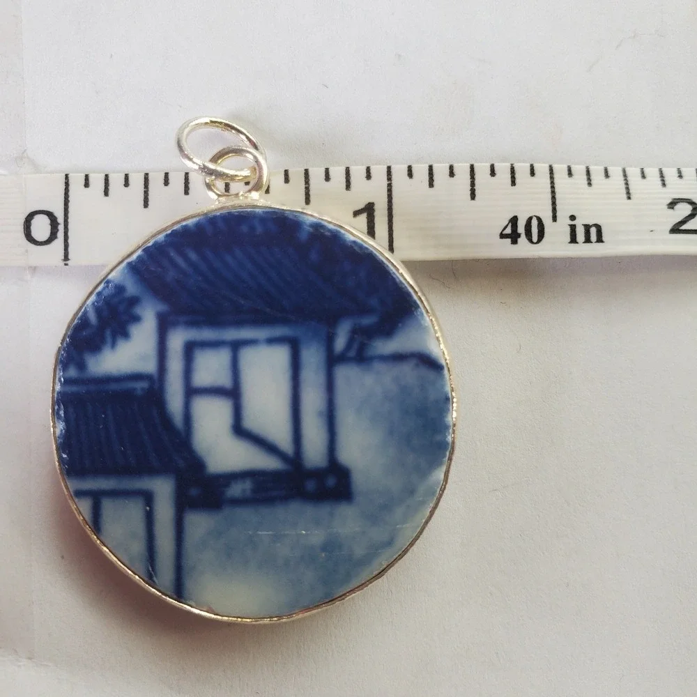 Blue & White Porcelain Pottery Shard Pendant Architecture Scene Silvertone Focal